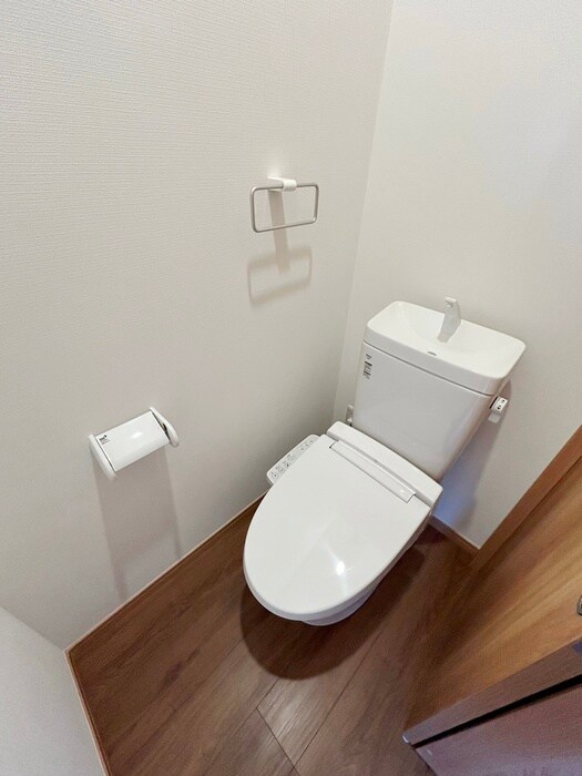 物件内観写真11　(トイレ)