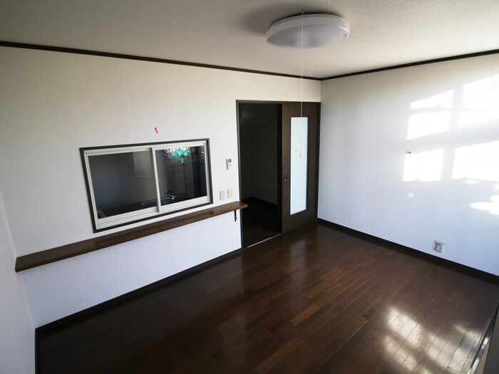 物件内観写真6　(居室)