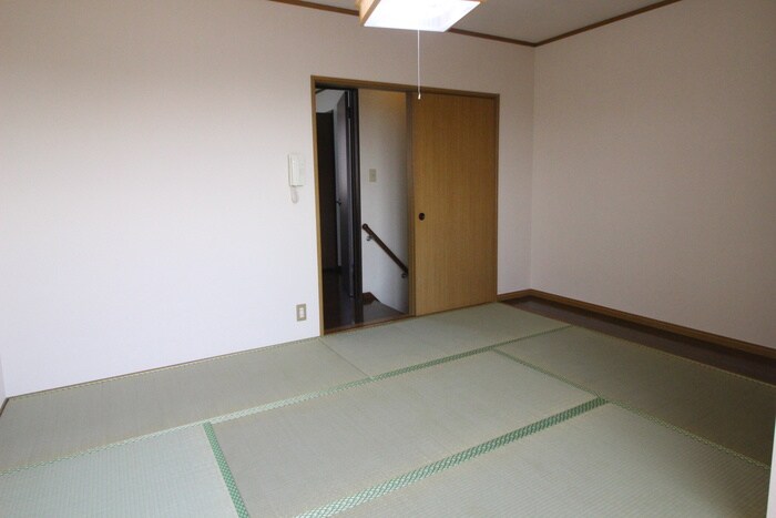 物件内観写真11　(居室)