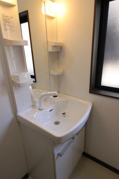 物件内観写真16　(洗面)