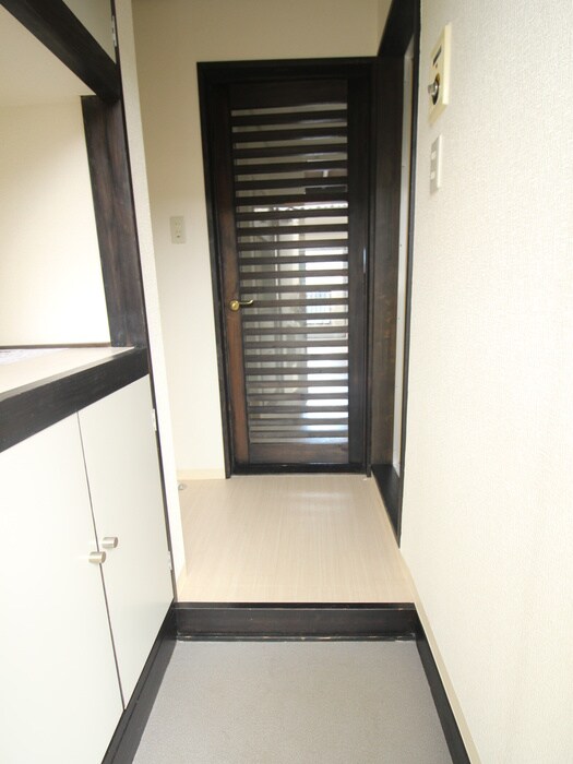 物件内観写真20　(玄関)