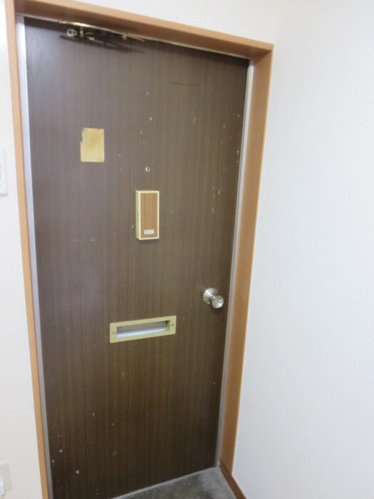 物件内観写真7　(玄関)