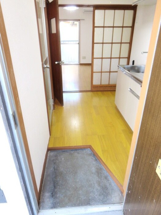 物件内観写真8　(廊下)