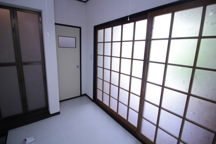 物件内観写真14　(廊下)