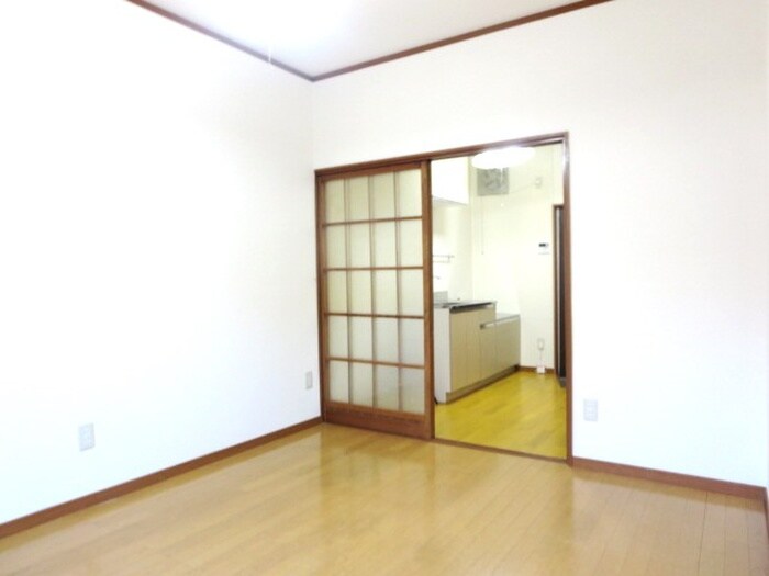 物件内観写真15　(居室)