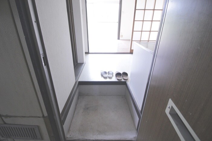 物件内観写真21　(玄関)