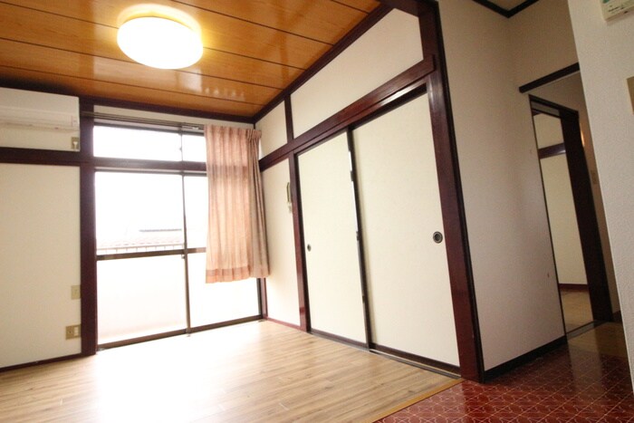 物件内観写真7　(居室)