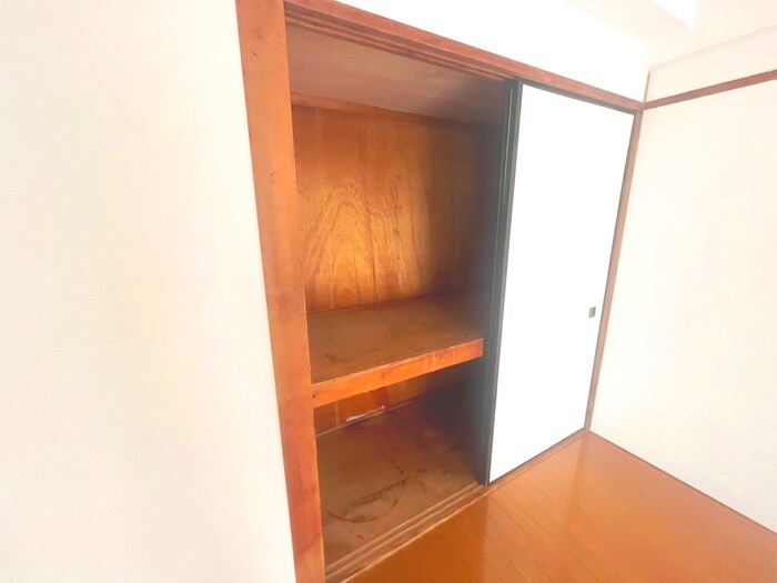 物件内観写真13　(収納)