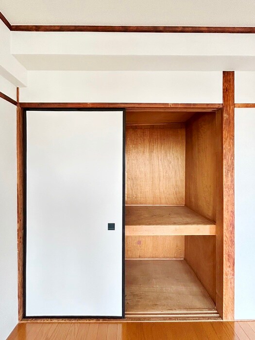 物件内観写真15　(収納)