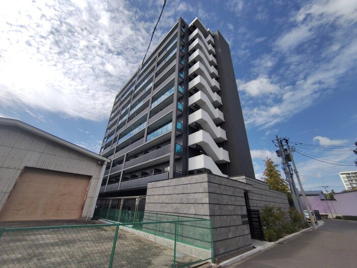 物件外観写真1　(外観写真)