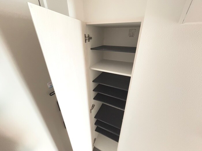 物件内観写真19　(靴箱)