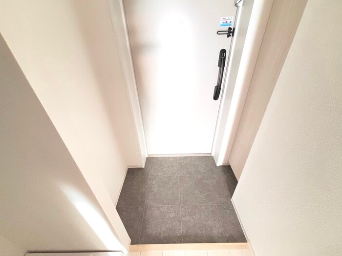 物件内観写真20　(玄関)