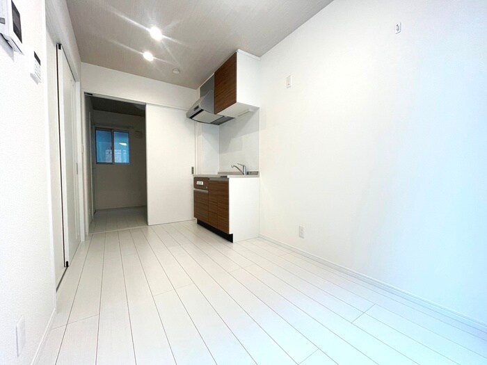 物件内観写真8　(居室)