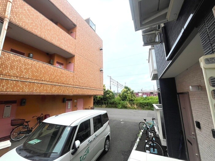 物件内観写真17　(室内からの展望)