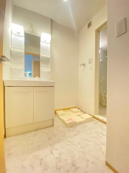 物件内観写真20　(洗面)