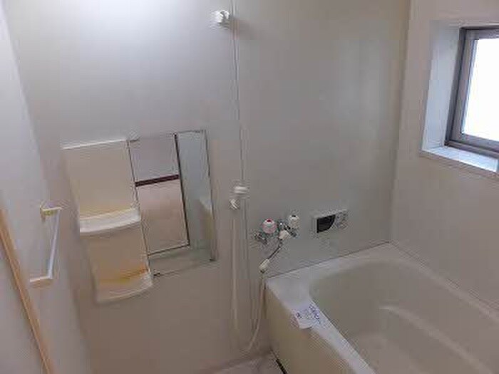 物件内観写真8　(バス／シャワールーム等)