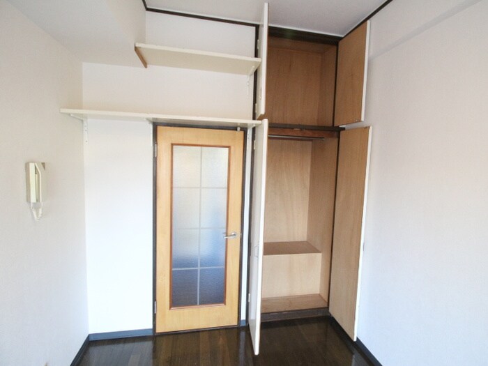 物件内観写真12　(収納)
