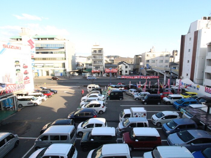 物件内観写真14　(室内からの展望)