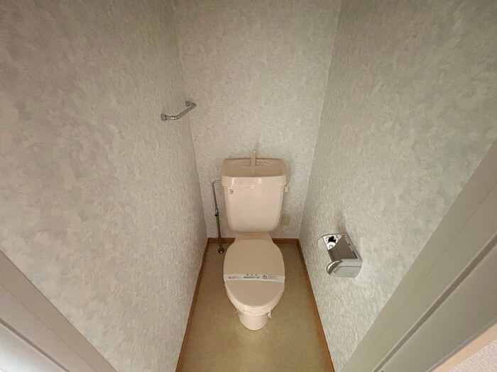 物件内観写真10　(トイレ)