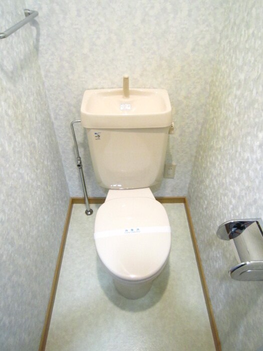 物件内観写真10　(トイレ)