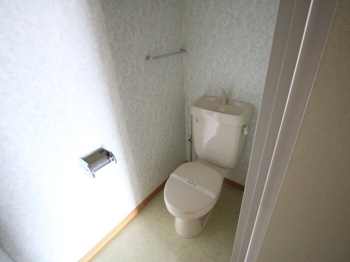 物件内観写真10　(トイレ)