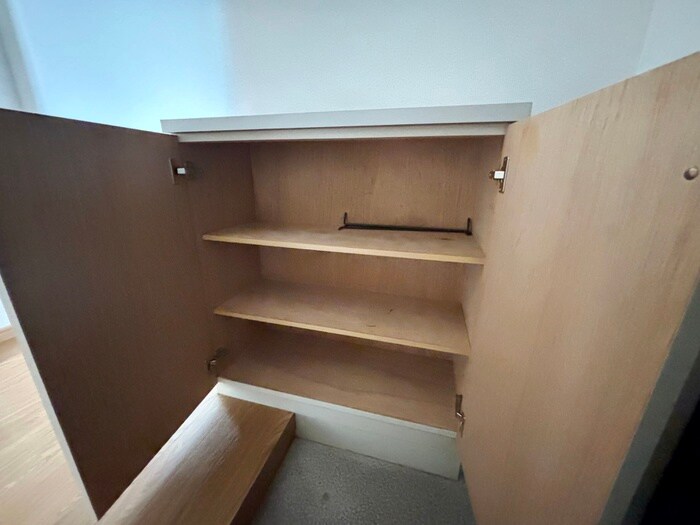 物件内観写真14　(靴箱)