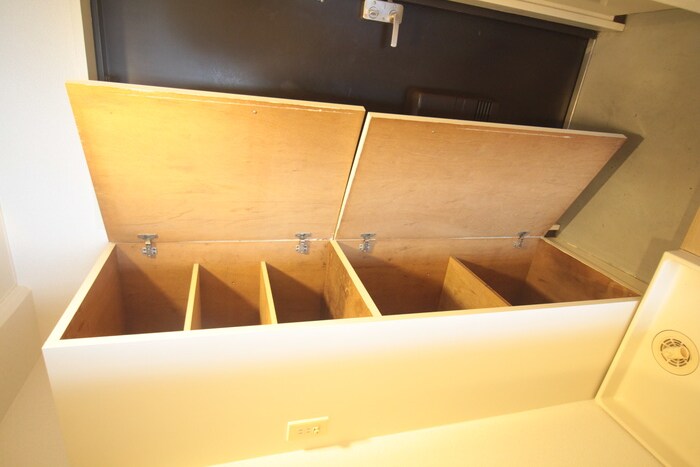 物件内観写真13　(靴箱)