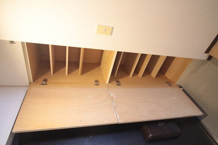 物件内観写真14　(靴箱)