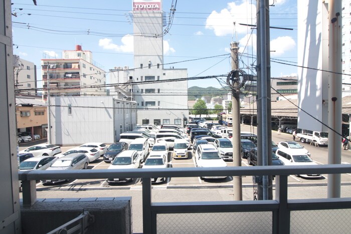 物件内観写真17　(室内からの展望)