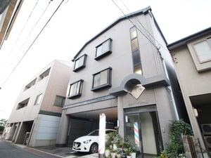 カットイン内田（３Ｆ）外観写真