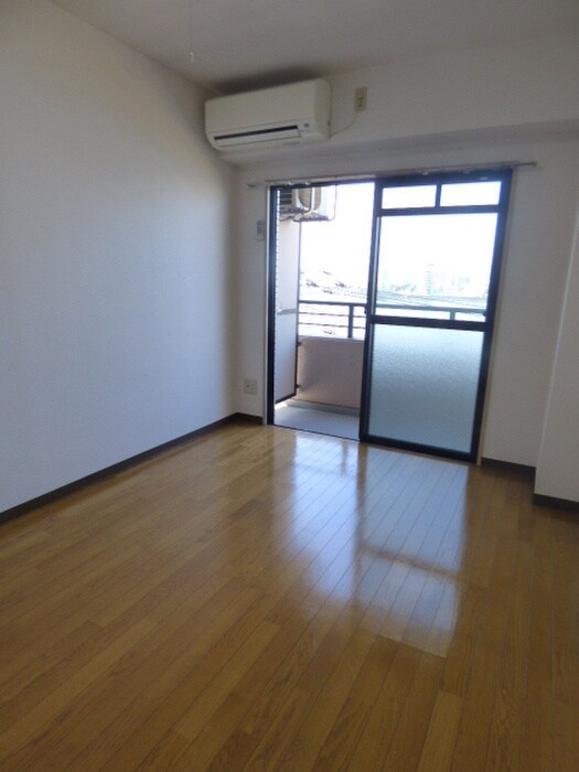 物件内観写真5　(居室)