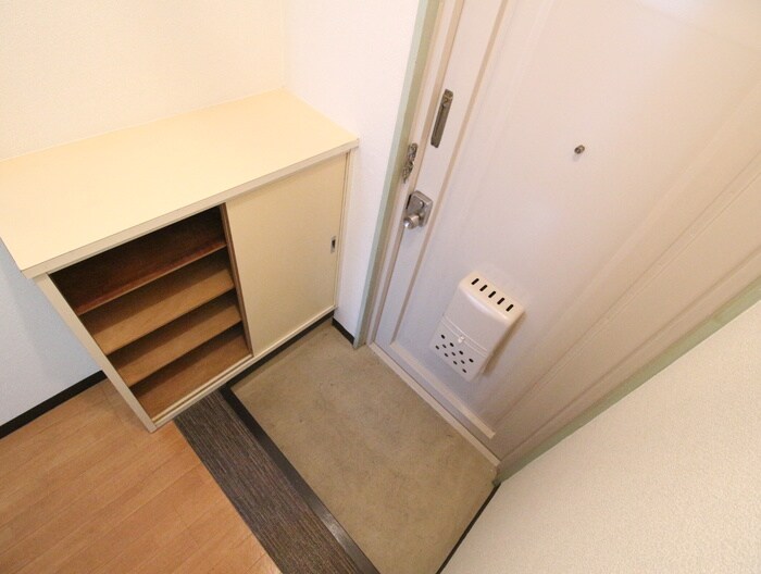 物件内観写真16　(靴箱)