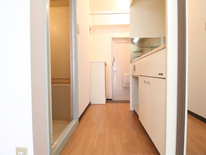 物件内観写真22　(廊下)