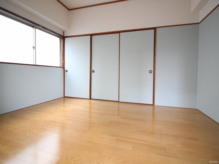 物件内観写真8　(居室)