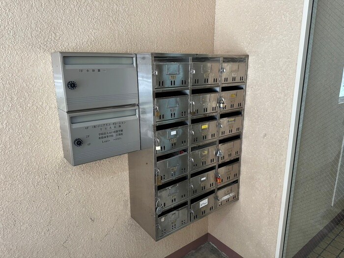 物件外観写真6　(建物設備)