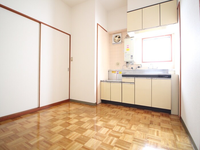 物件内観写真10　(内観写真)