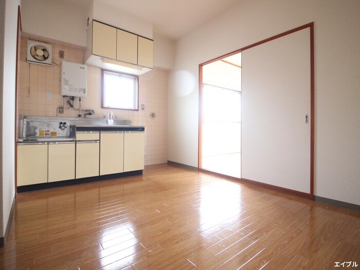 物件内観写真10　(居室)