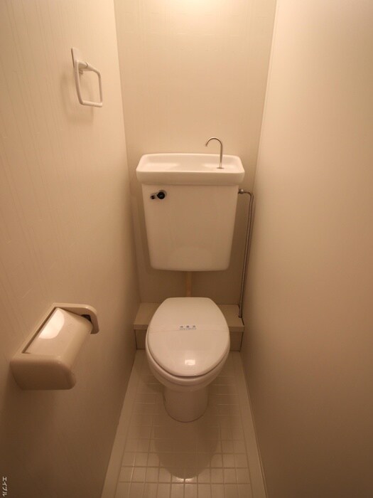 物件内観写真15　(トイレ)