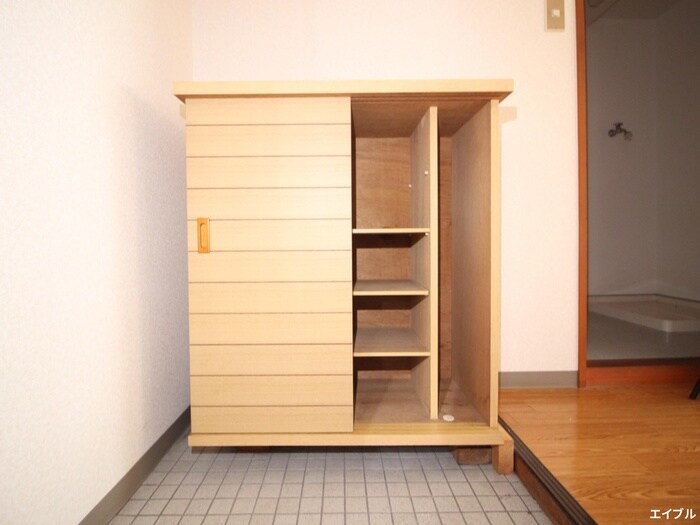 物件内観写真18　(靴箱)