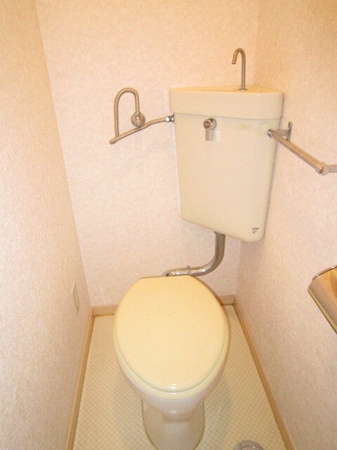 物件内観写真11　(トイレ)