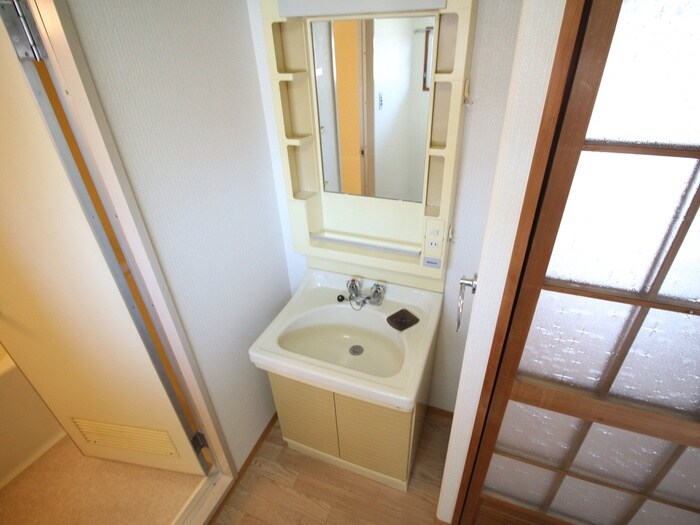 物件内観写真11　(洗面)