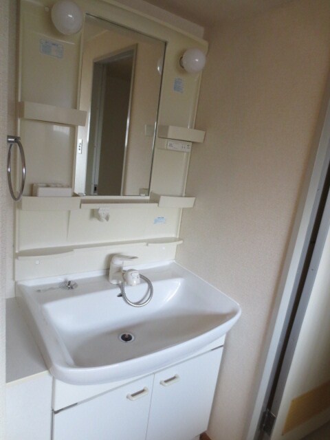 物件内観写真13　(洗面)