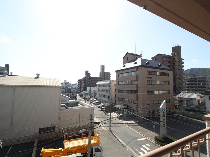 物件内観写真14　(室内からの展望)