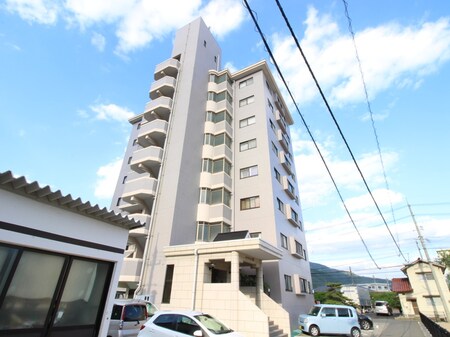 ハイタウン堀田外観写真