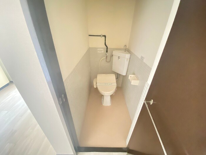 物件内観写真11　(トイレ)