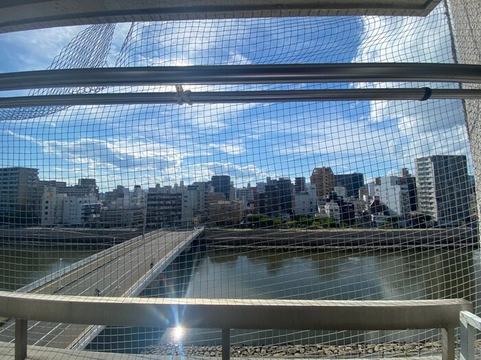 物件内観写真13　(室内からの展望)