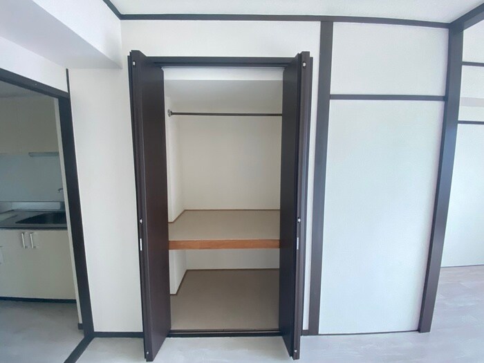 物件内観写真14　(収納)