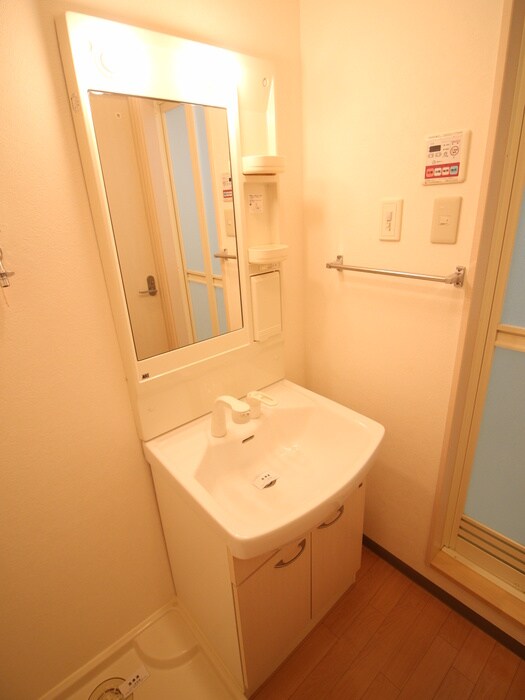 物件内観写真11　(洗面)