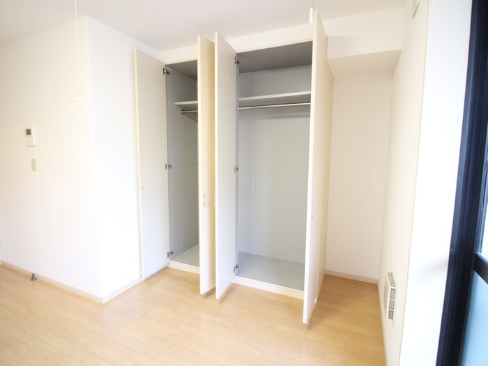 物件内観写真13　(収納)