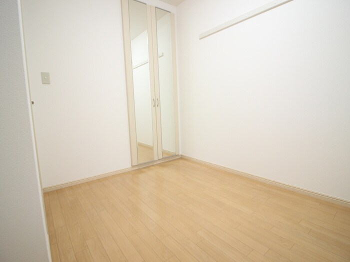 物件内観写真22　(居室)